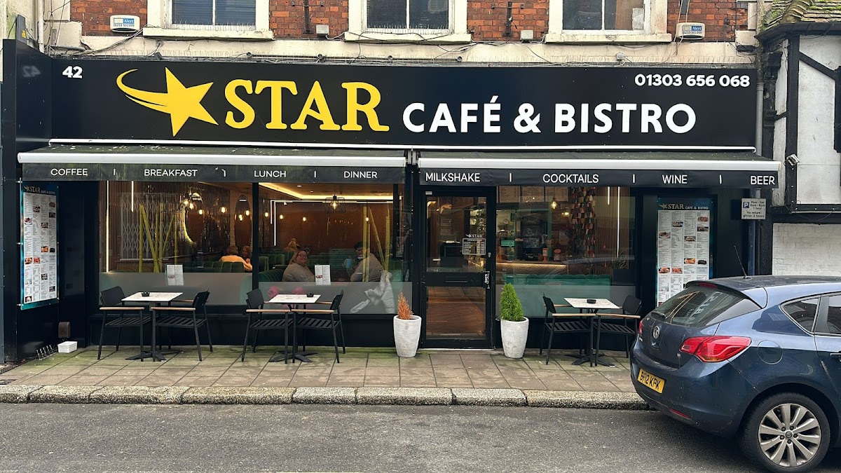 STAR CAFE & BISTRO