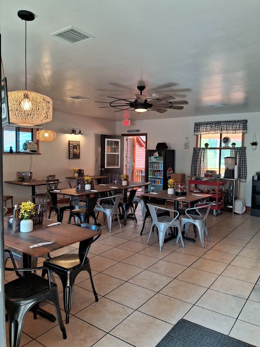 Little Fork In The Road Cafe - Photo 9