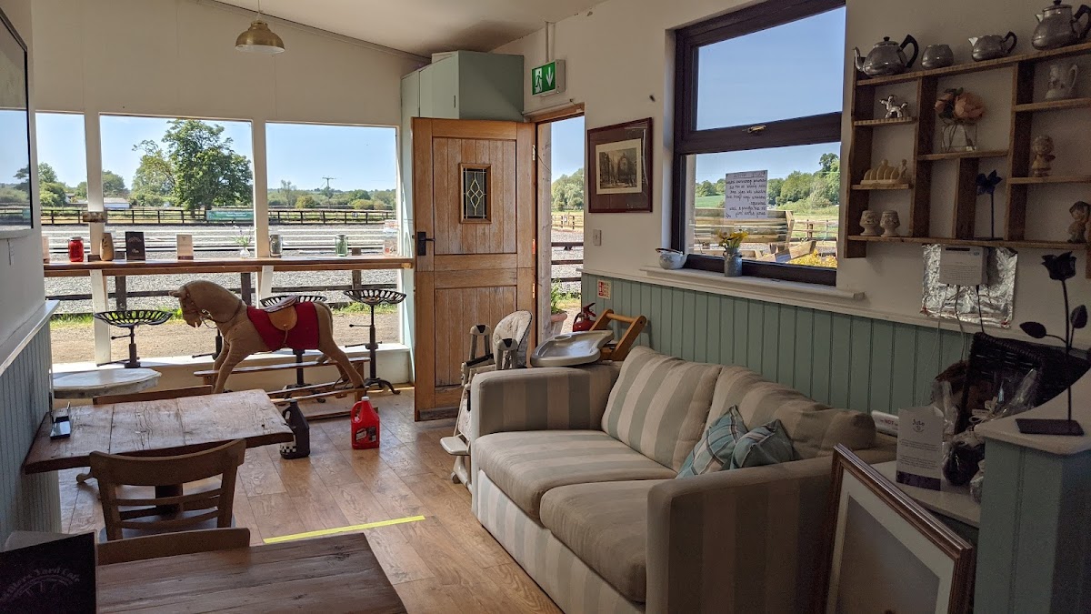 Millers Yard Cafe - Photo 3