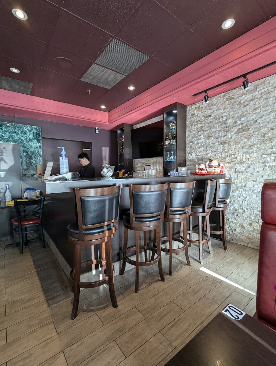 Pho Quinn Authentic Vietnamese Cuisine - Photo 3
