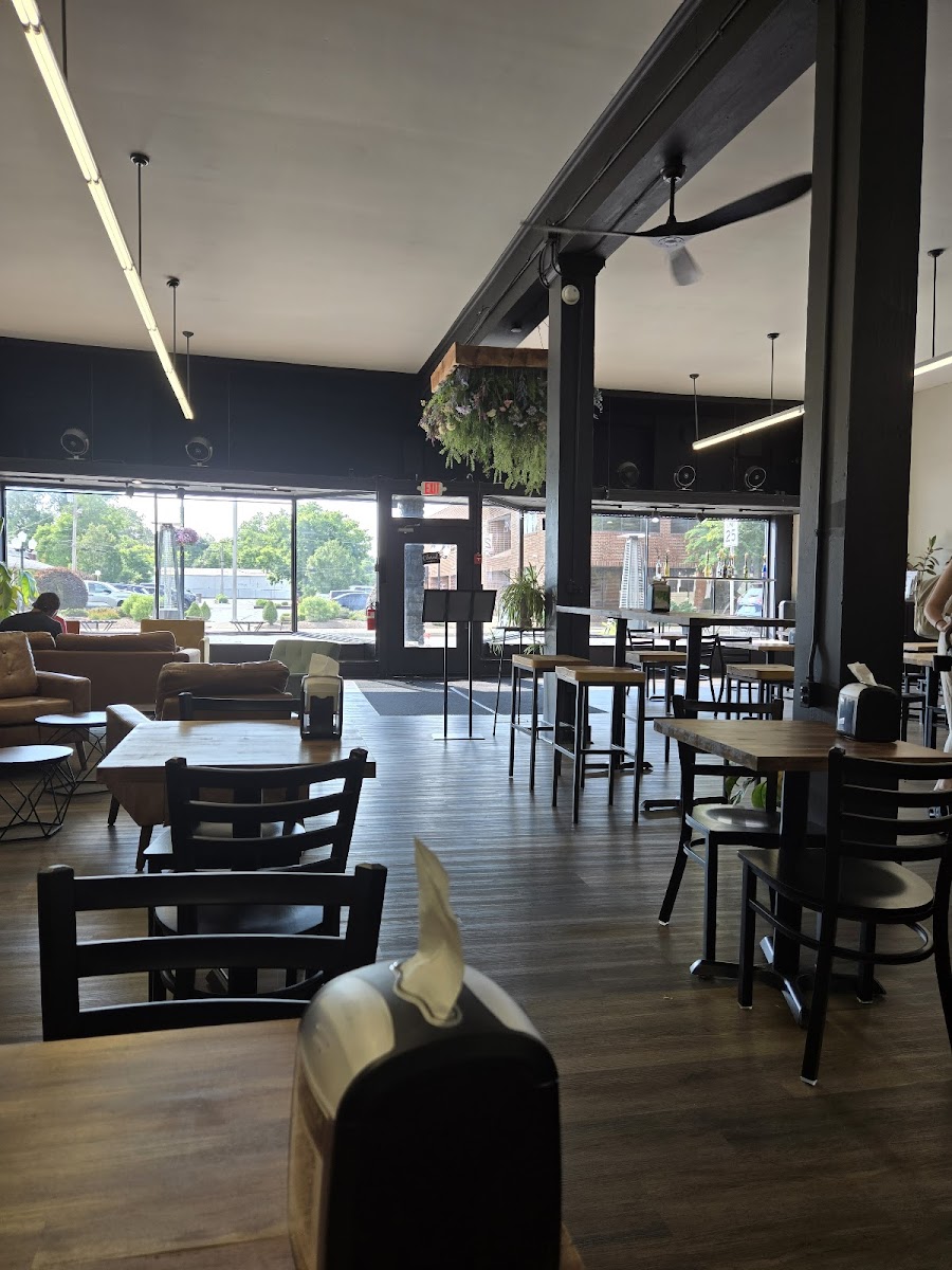 Mercantile Coffee & Feed - Photo 5