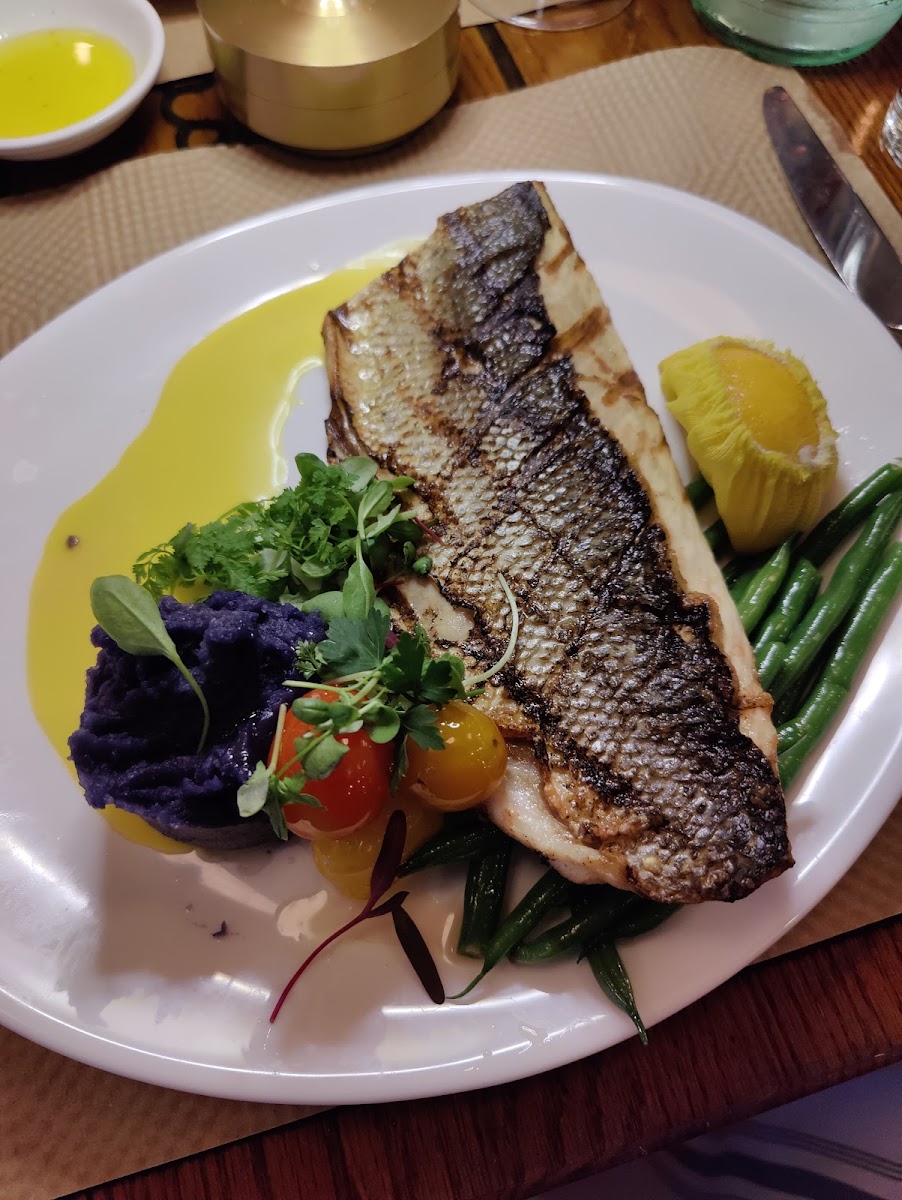 Paola's Osteria - Photo 2