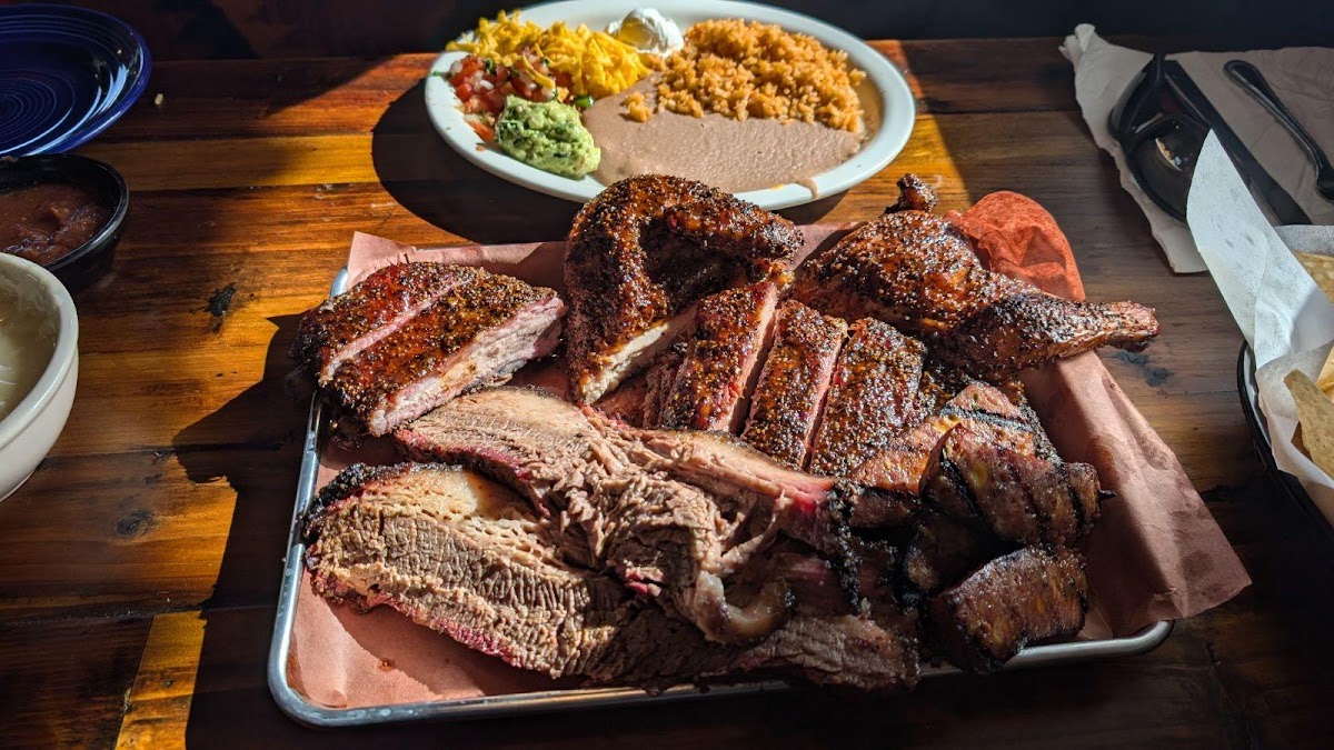 Tia’s Tex-Mex BBQ - Photo 2