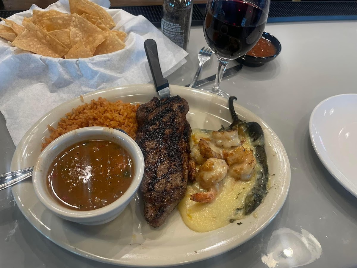 Tia’s Tex-Mex BBQ - Photo 3