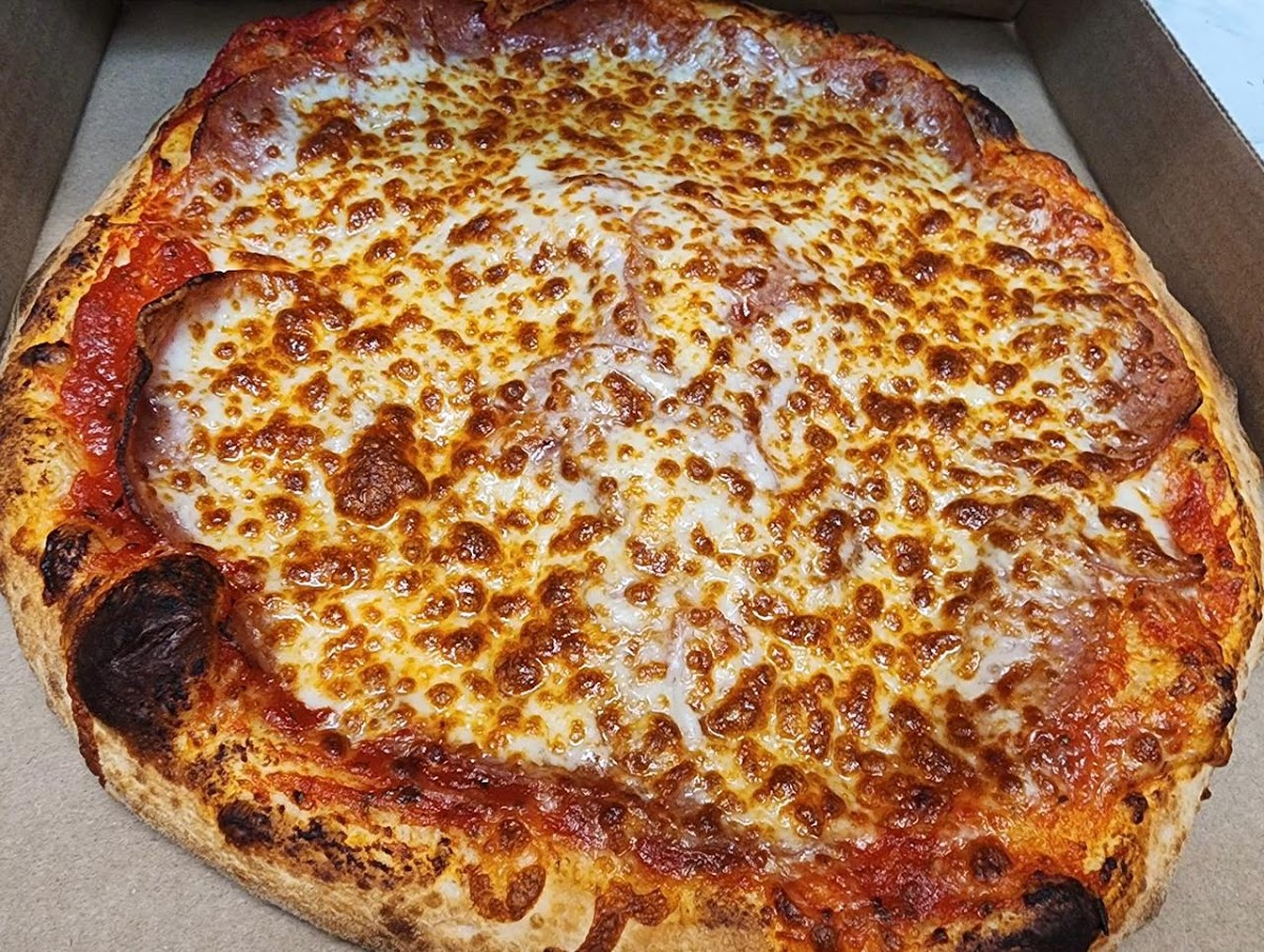 Mado Kurde Pizza - Photo 2