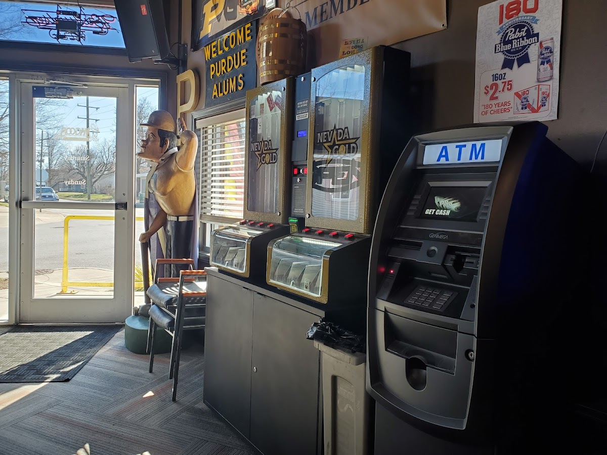 Magoo’s Pub & Pizza - Photo 4