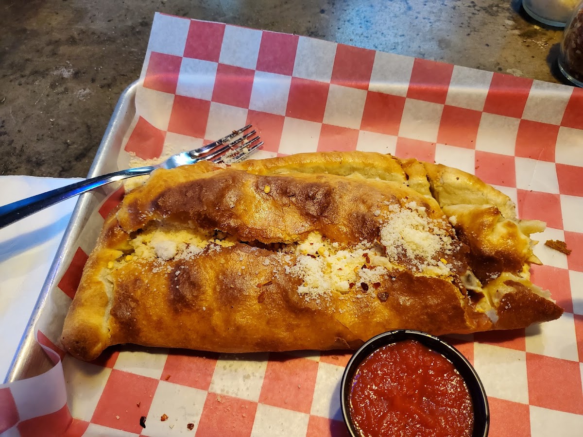 Magoo’s Pub & Pizza - Photo 7