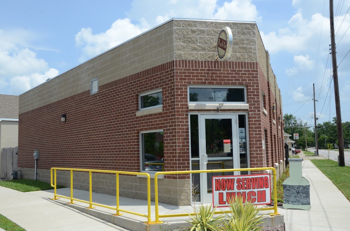 Magoo’s Pub & Pizza - Photo 8