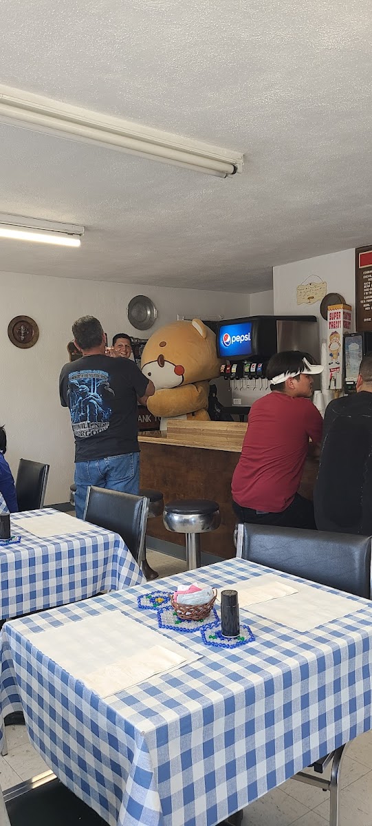 Papa Joes Country Kitchen - Photo 2