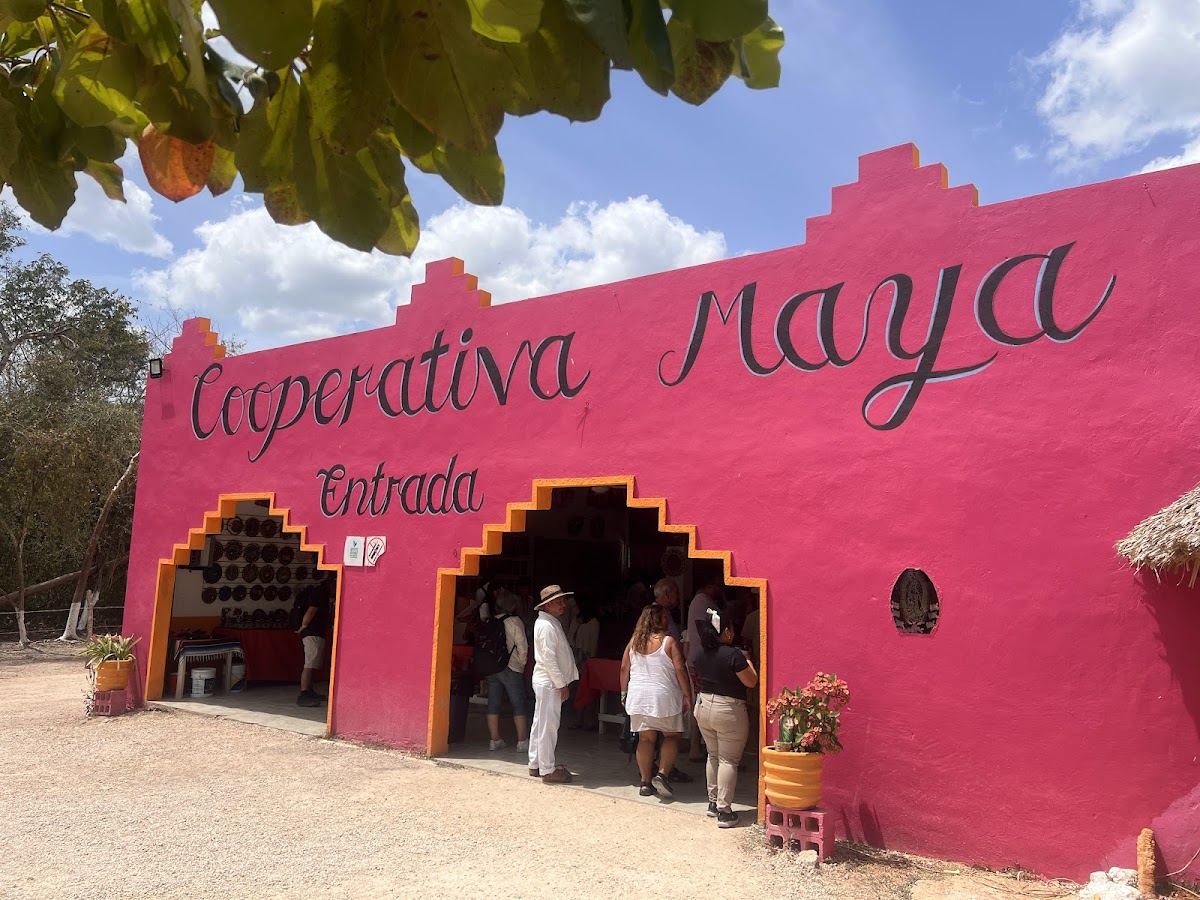 Cooperativa Maya Ixchel y Restaurante Yaxkin