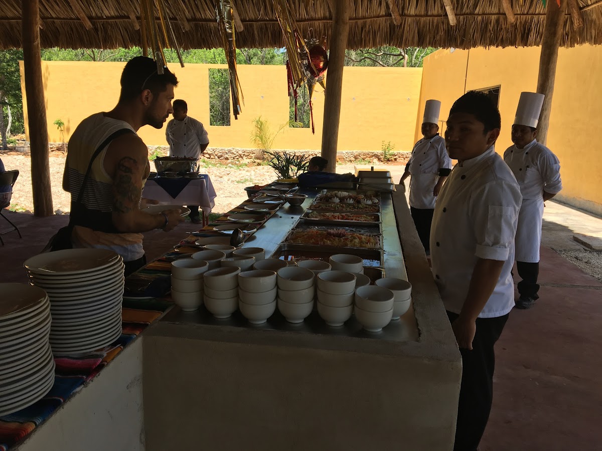 Cooperativa Maya Ixchel y Restaurante Yaxkin - Photo 6