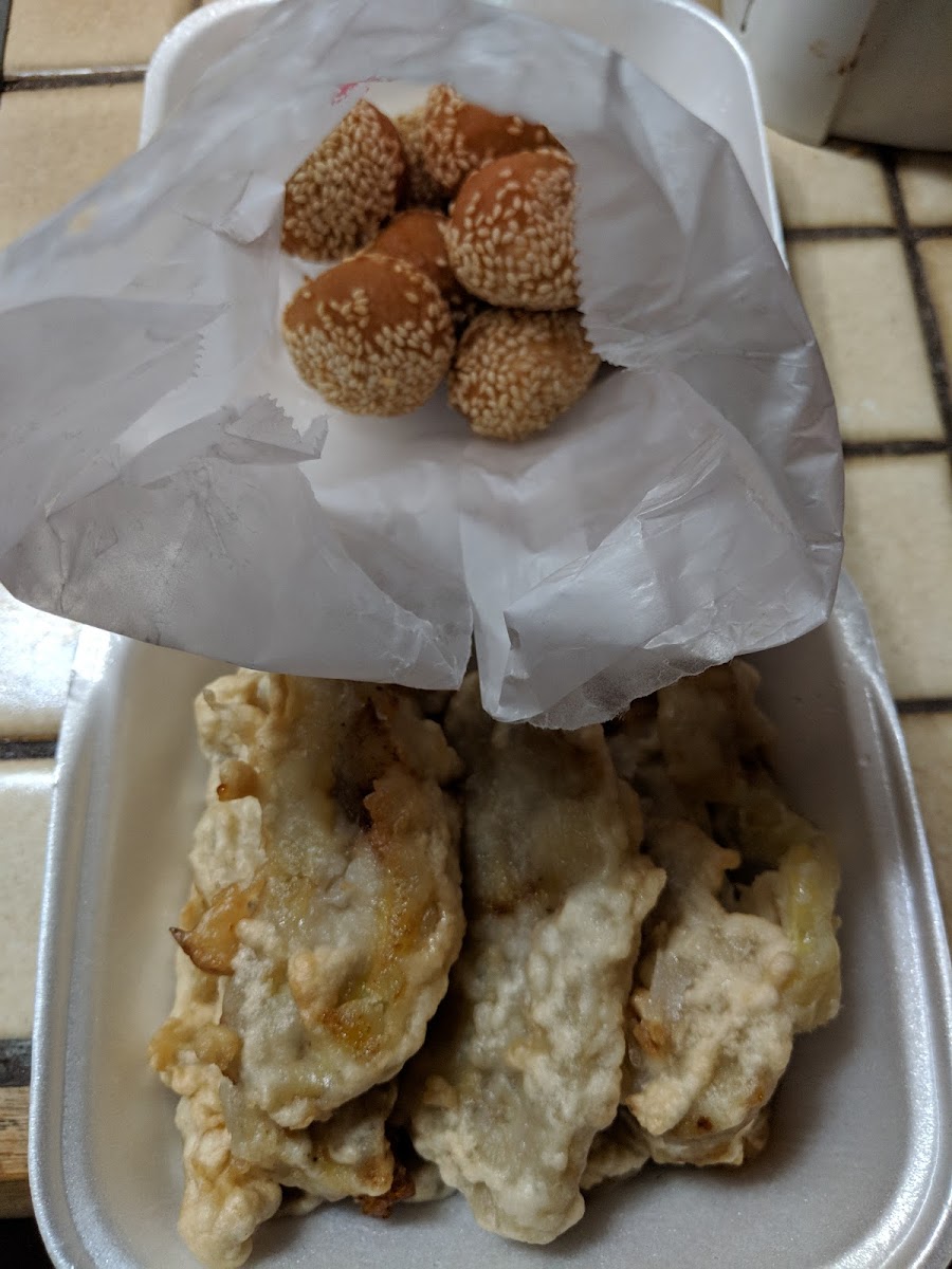 Junly’s China Hut - Photo 4