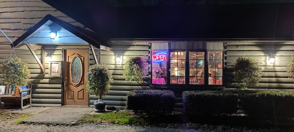 Riverside Cafe & Lodging