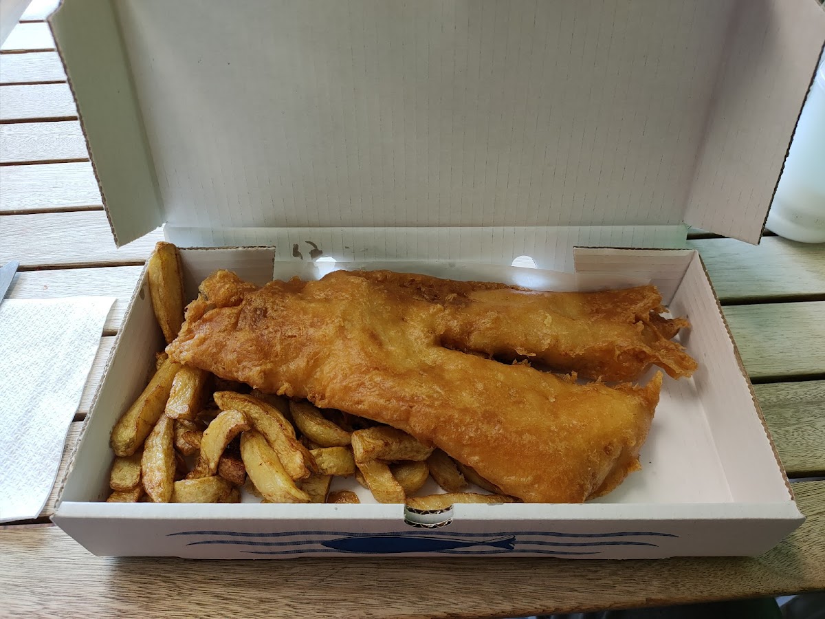 Bassletons Fish Bar - Photo 1