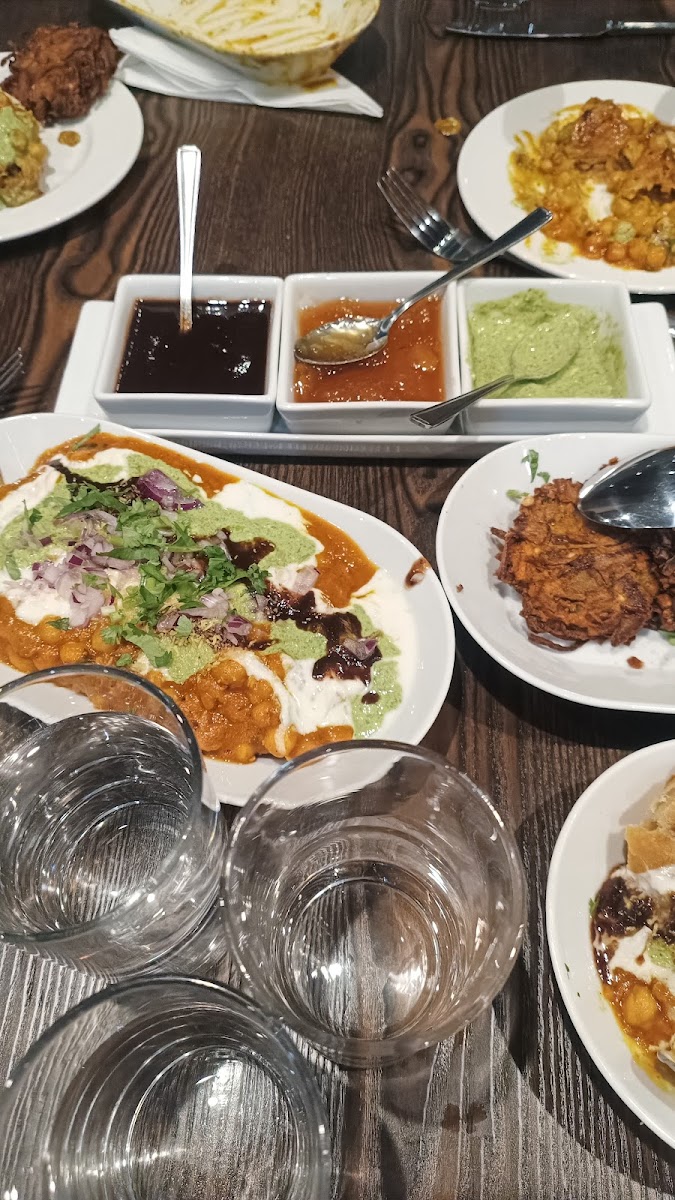 Punjab Restaurant & Bar - Photo 4