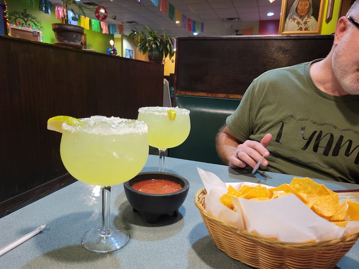 Tres Hermanos Mexican - Photo 4