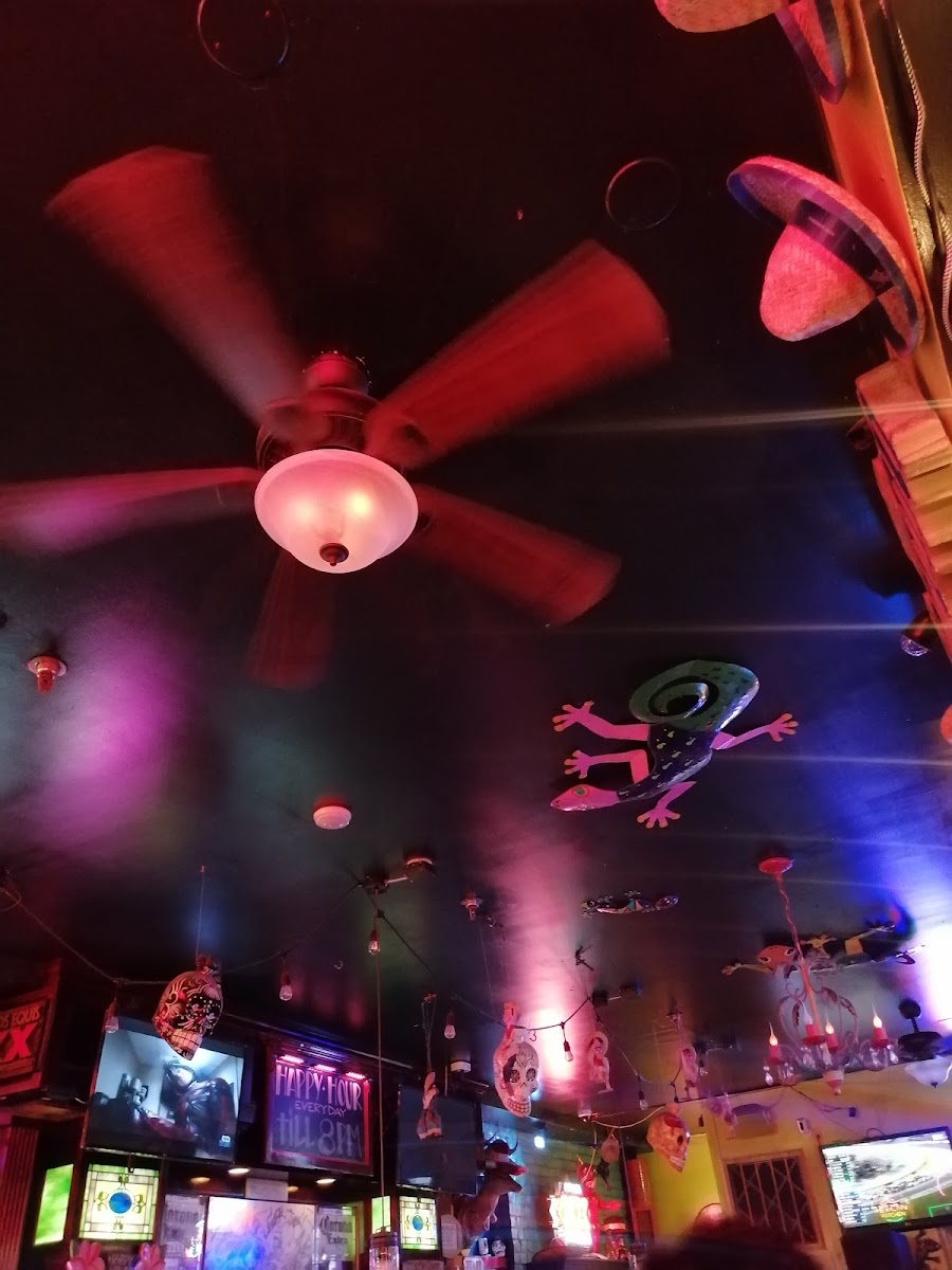 Margaritas Cantina - Photo 2