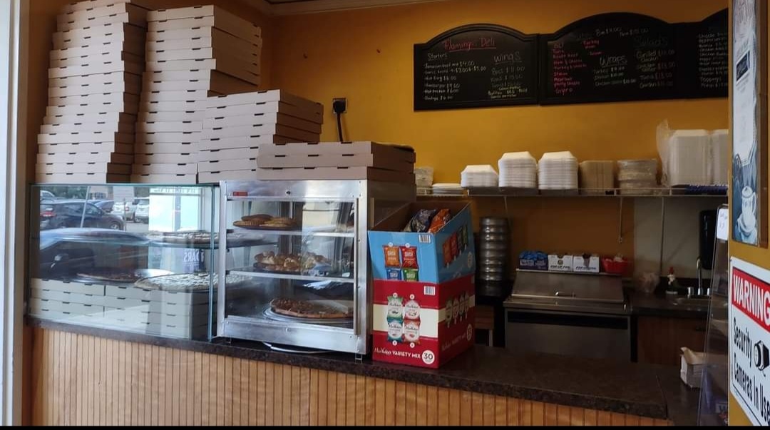 Flamingos Deli Shop - Photo 1