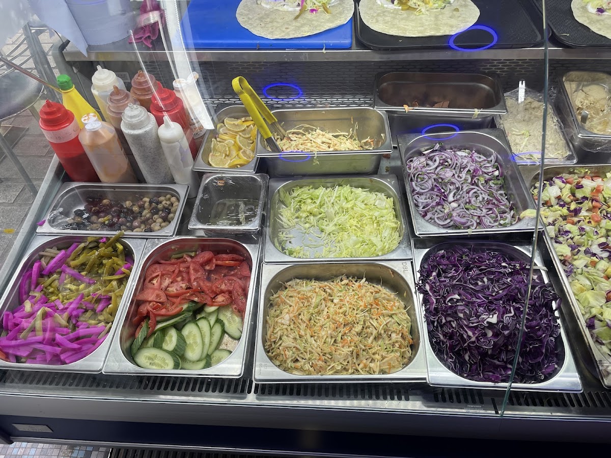 Shawarma Station Restaurant - Photo 2
