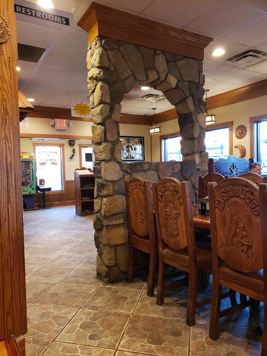 El San Jose Mexican Restaurant - Photo 1
