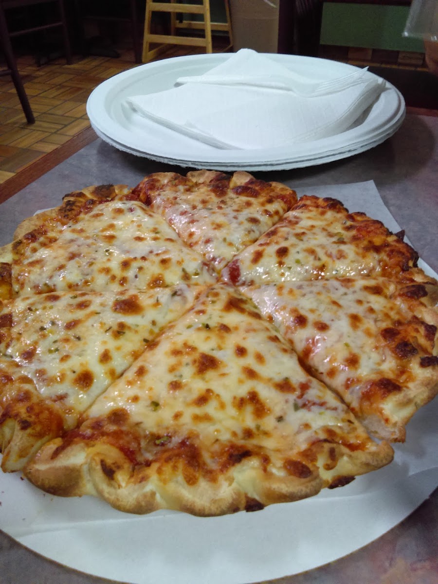 Pizza Wheel - Bellevue, OH - Photo 4