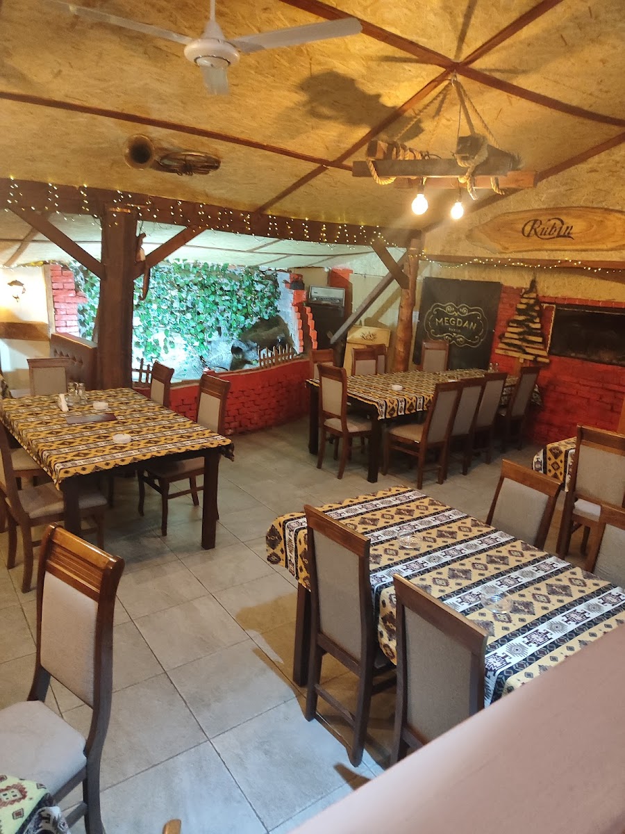 Etno Restoran 'NAŠA KUĆA' - Photo 2