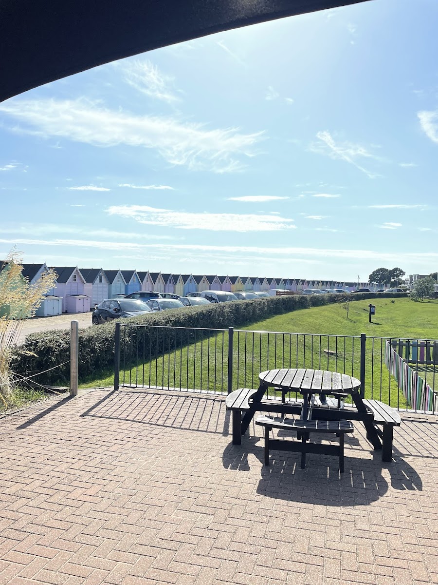 The Sandbank Pub & Restaurant - Photo 1