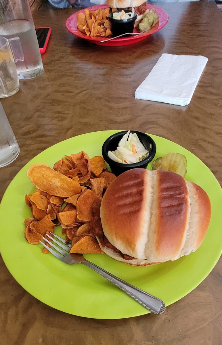 The Green Witch Cafe - Photo 9