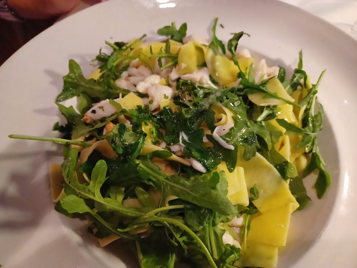 Tarpon Lodge Restaurant - Photo 4