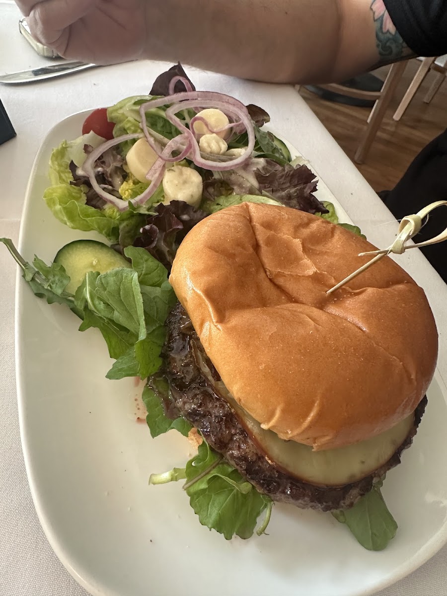Tarpon Lodge Restaurant - Photo 6