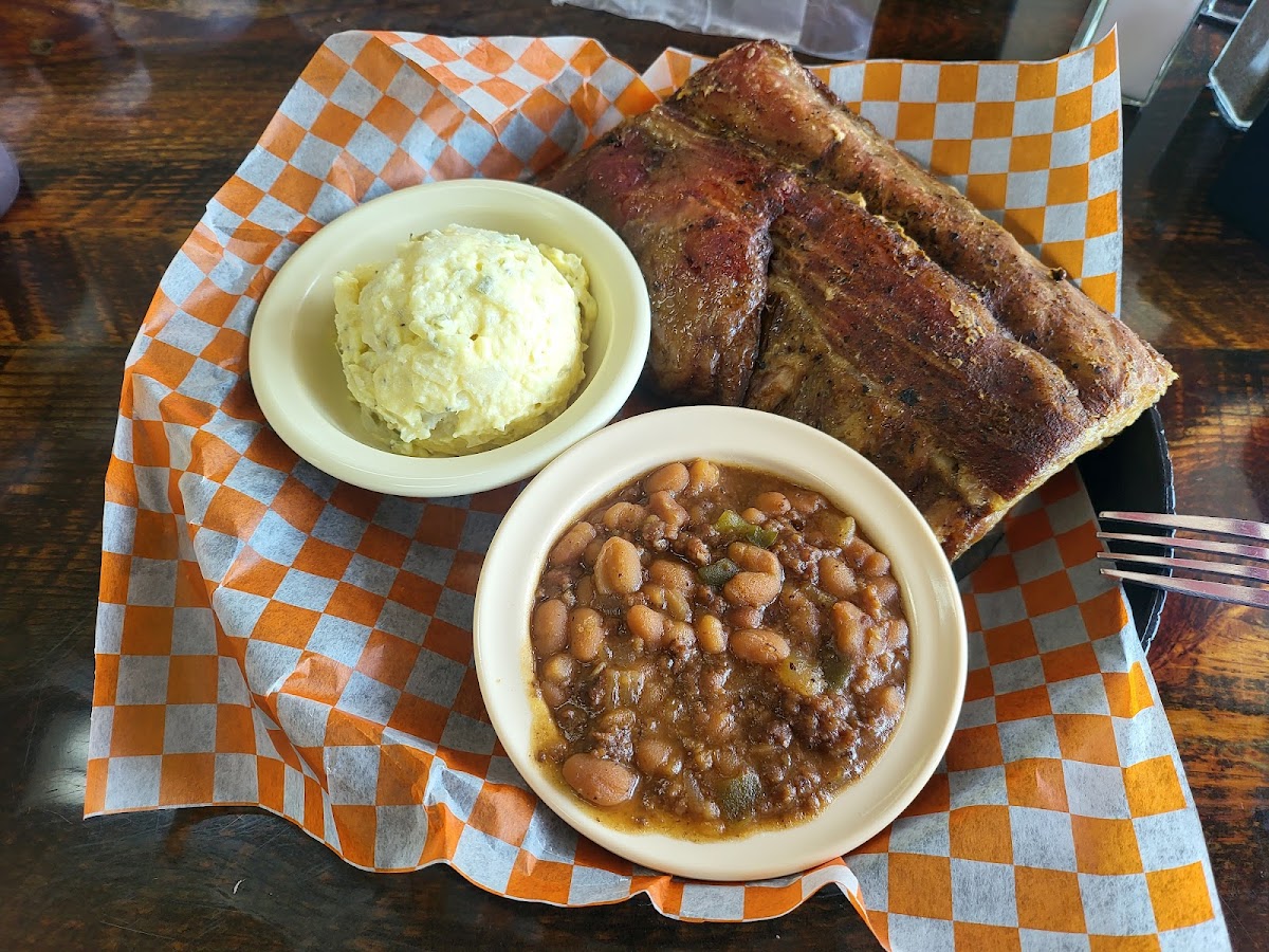 Jim Bob's BBQ - Photo 4