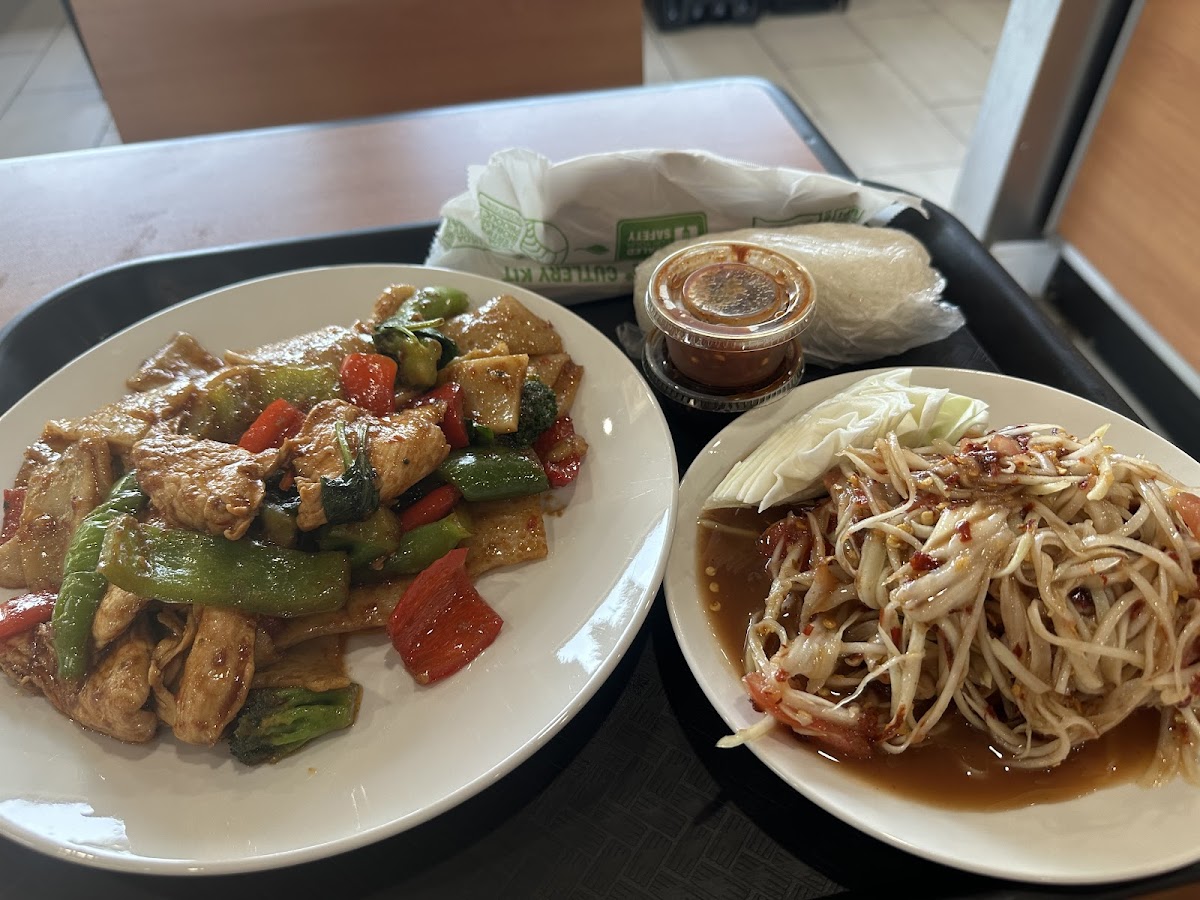 Thaiten / Thai10 Restaurant - Photo 1