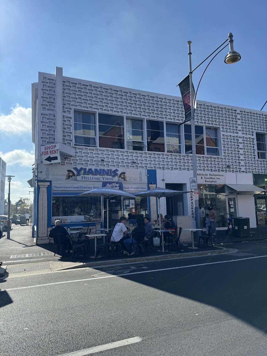 Yianni's on Hindley - Photo 7