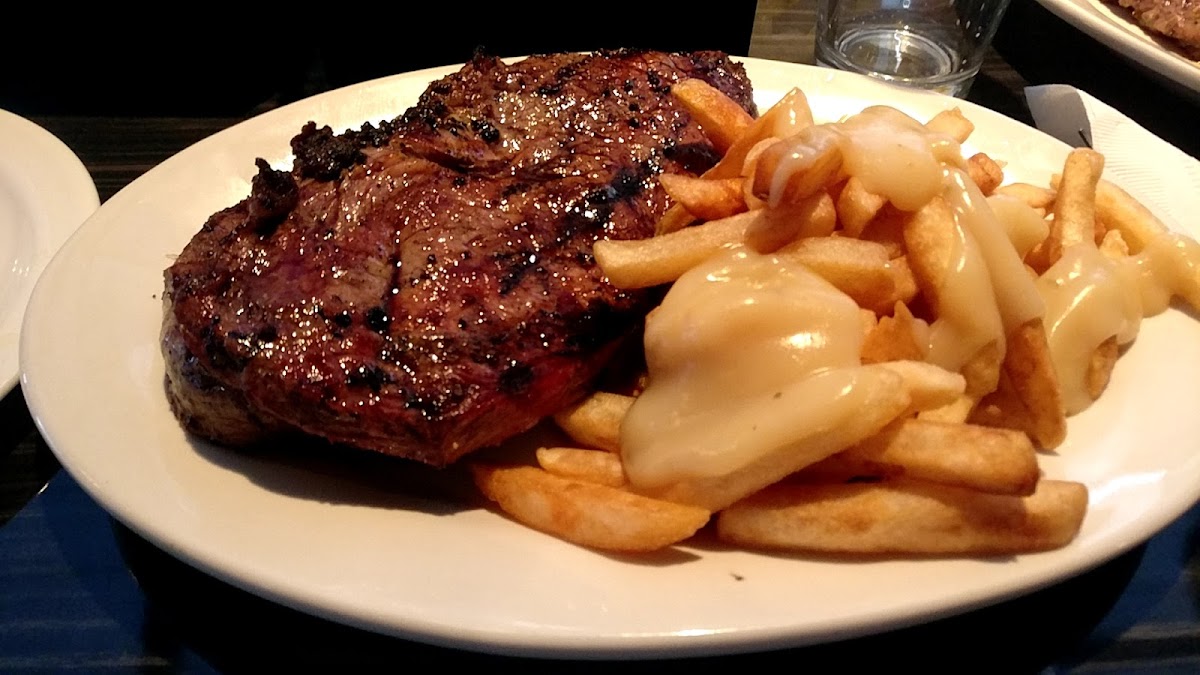 Travelers Grille - Photo 5