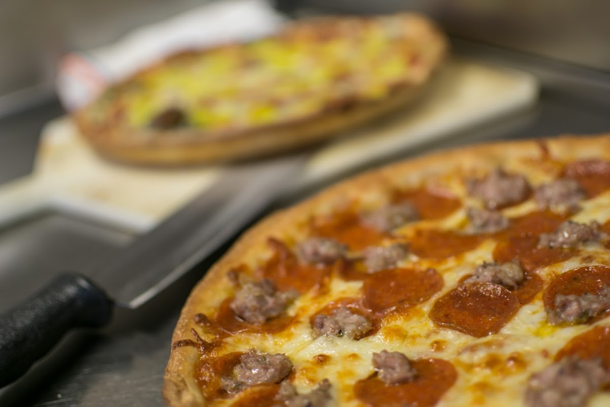 Pizzazz Pizza Mayfield Village - Photo 2