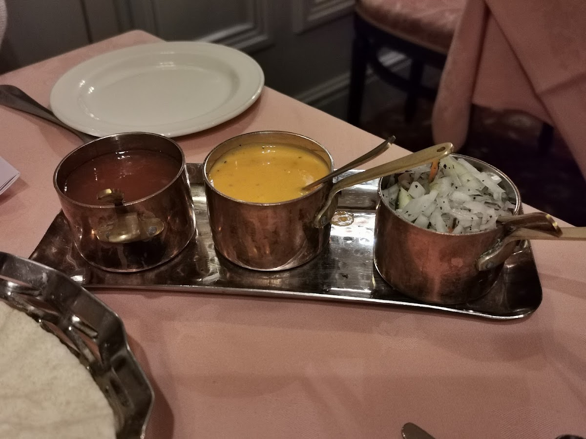 Hussains Indian Cuisine - Photo 7