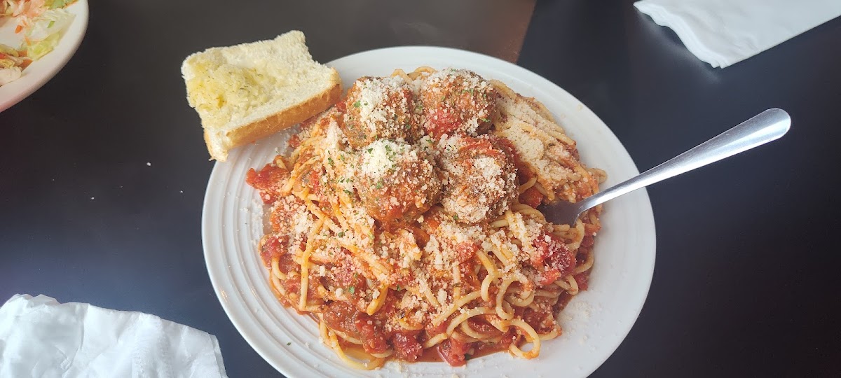 Preteroti's Spaghetti House - Photo 1