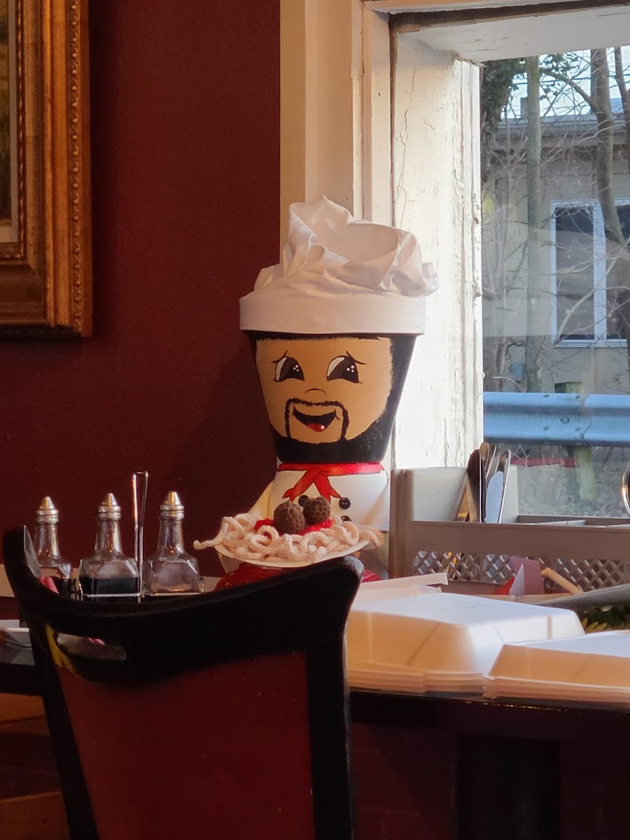 Preteroti's Spaghetti House - Photo 5