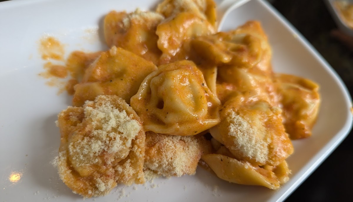 Rocco's Fine Foods & Catering - Photo 4