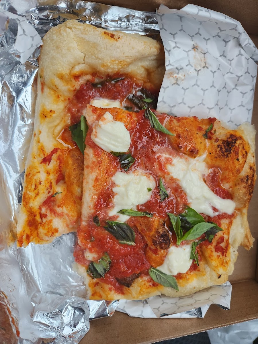 Rocco's Fine Foods & Catering - Photo 6