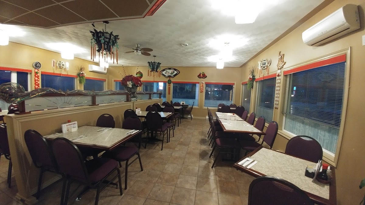 China Place Restaurant - Photo 3