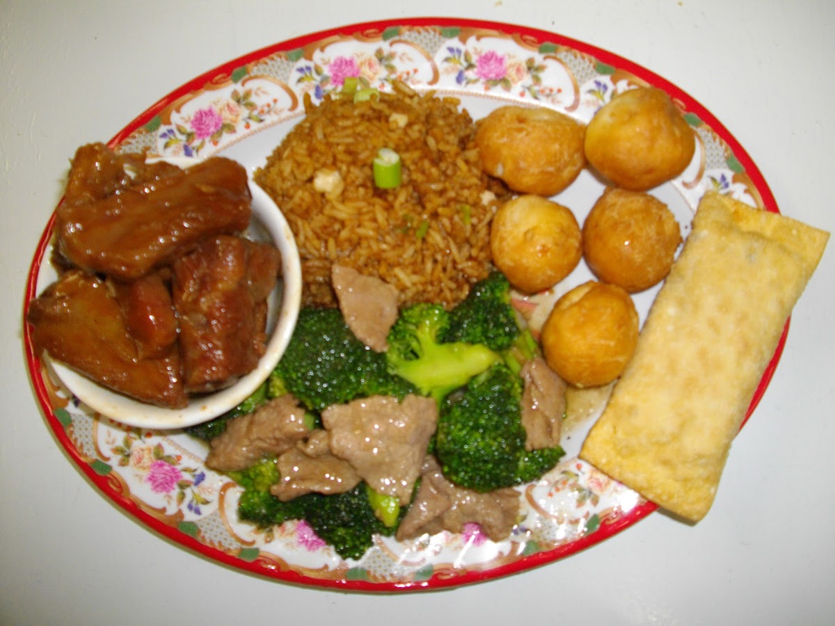 China Place Restaurant - Photo 6