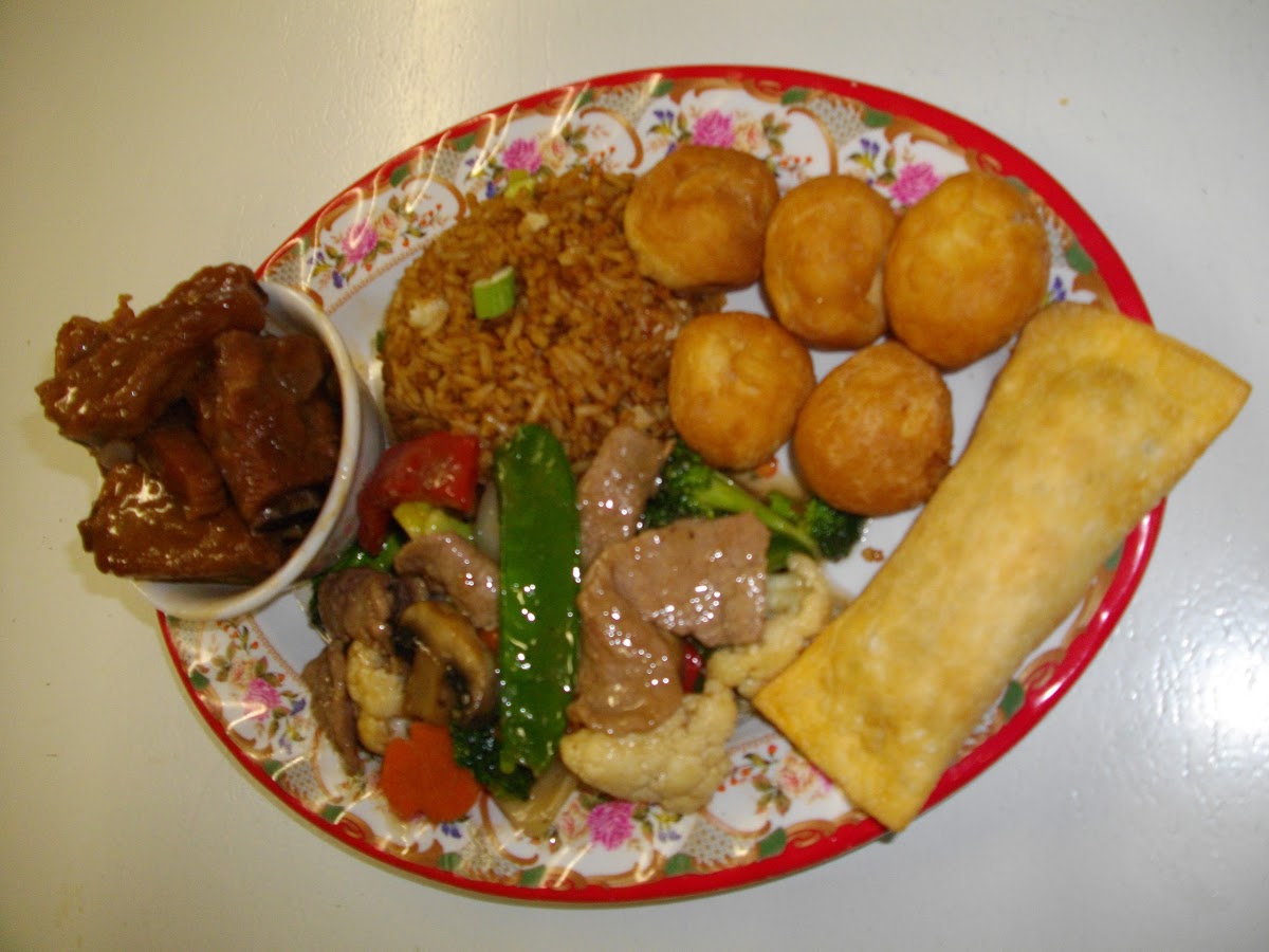 China Place Restaurant - Photo 7
