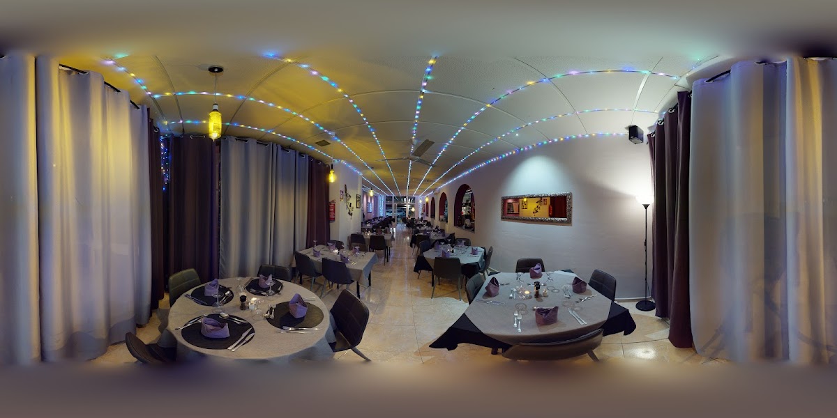 AJ's restaurant & bar - Photo 7