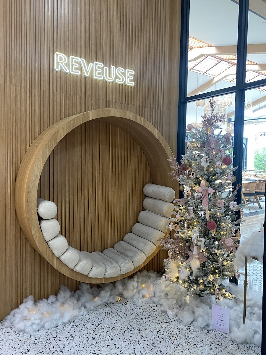Reveuse Resto - Photo 7