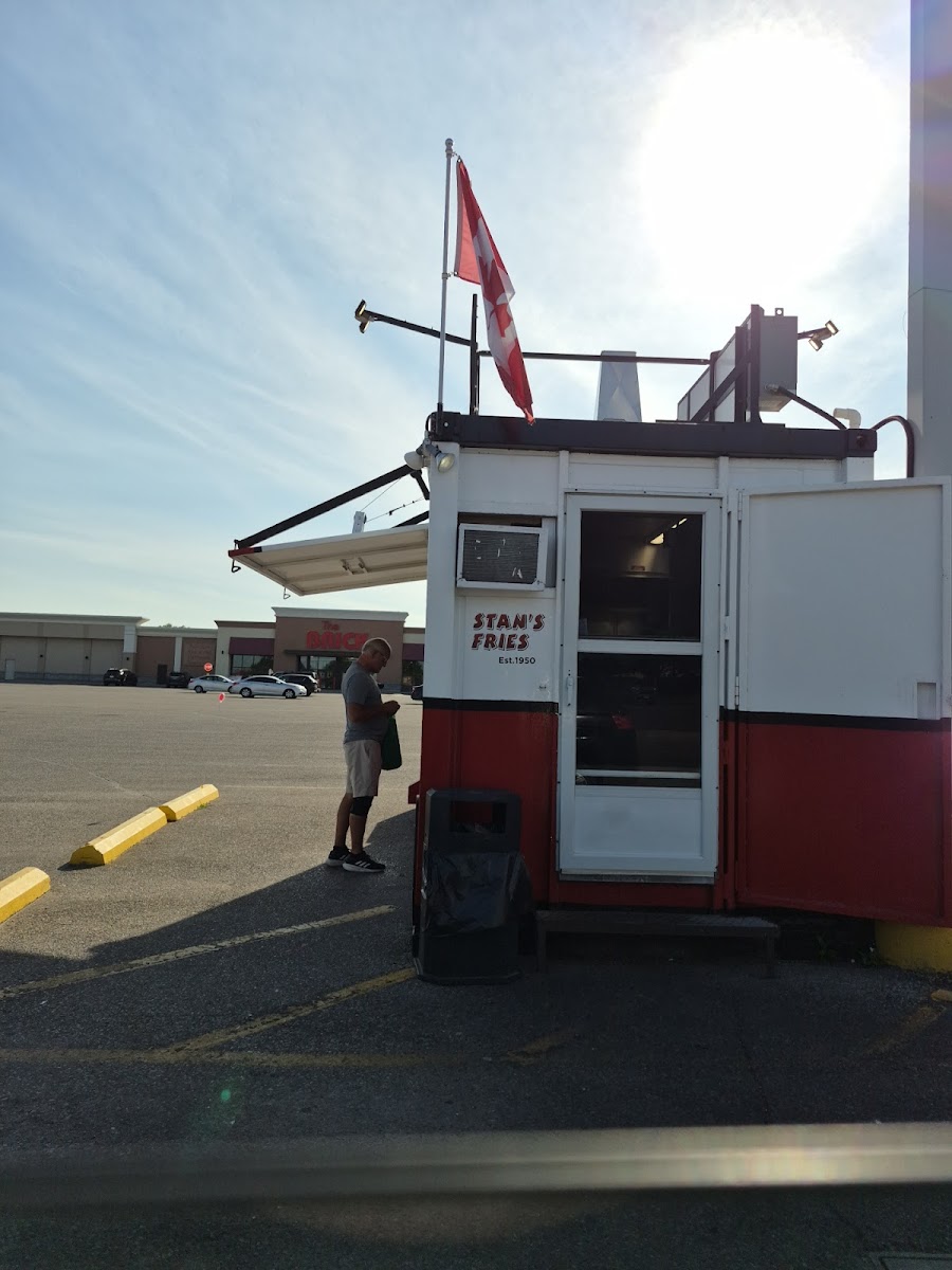 Stan's Fries - Photo 6