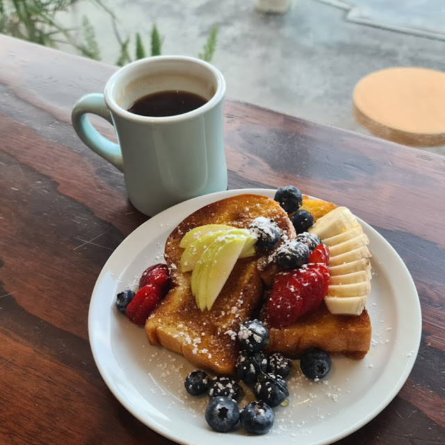 French Toast Y Café Americano