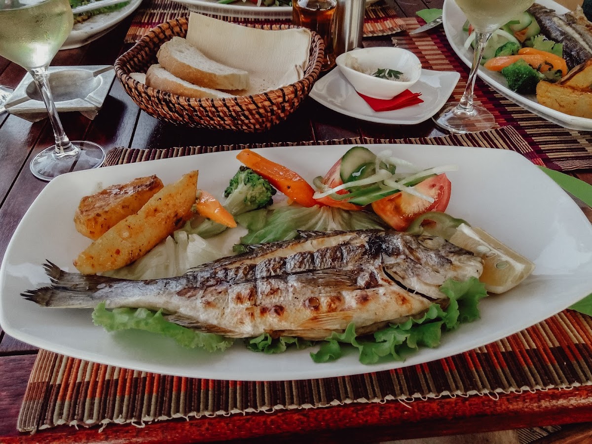 Guvat Bar Restorant - Photo 8
