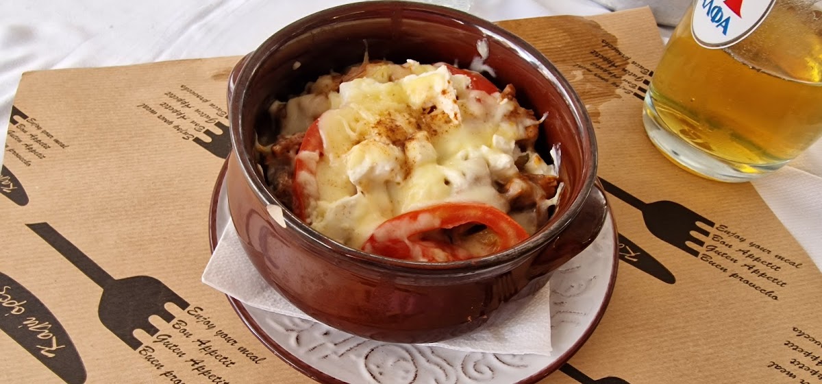 Evies Cafe Restaurant - Photo 4