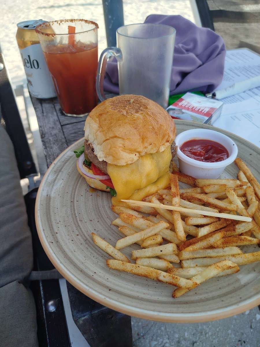Marymar Beach Club - Photo 5